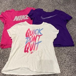 Girls size medium Nike tops
